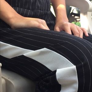 Throw-On b&w striped pants/trousers